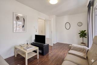 Ben je op zoek naar een betaalbaar appartement in het centrum van Roeselare? Dan is dit 1-slaapkamerappartement zeker een bezoek waard!Het...