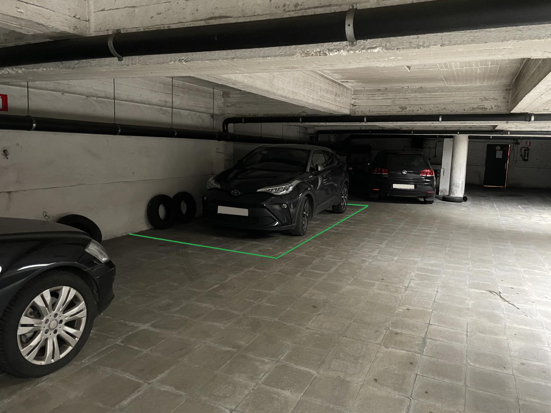 Ondergrondse parkeerplaats aan het Stadspark. - foto 3