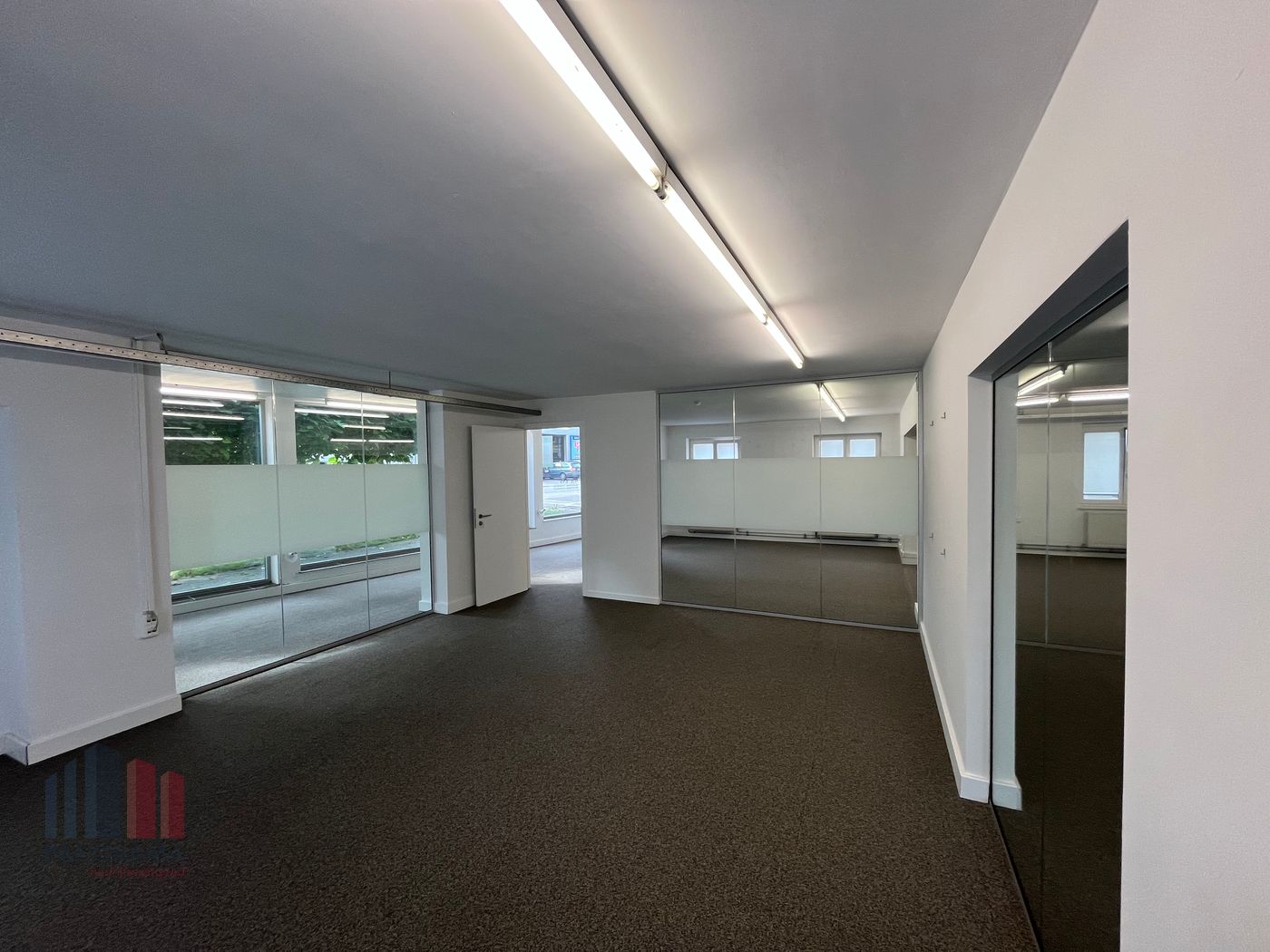 318 m² instapklare kantoren, toplocatie vlakbij Kortrijksesteenweg - foto 2