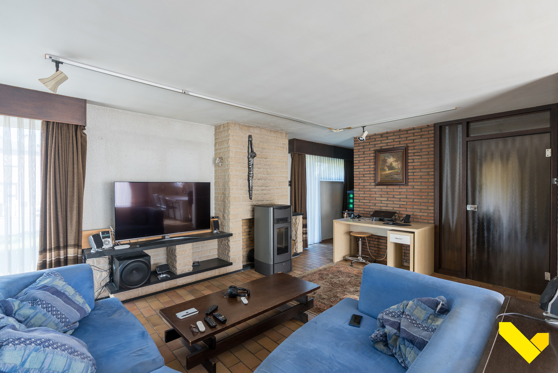 Te renoveren rustig gelegen gelijkvloerse woning. - foto 3
