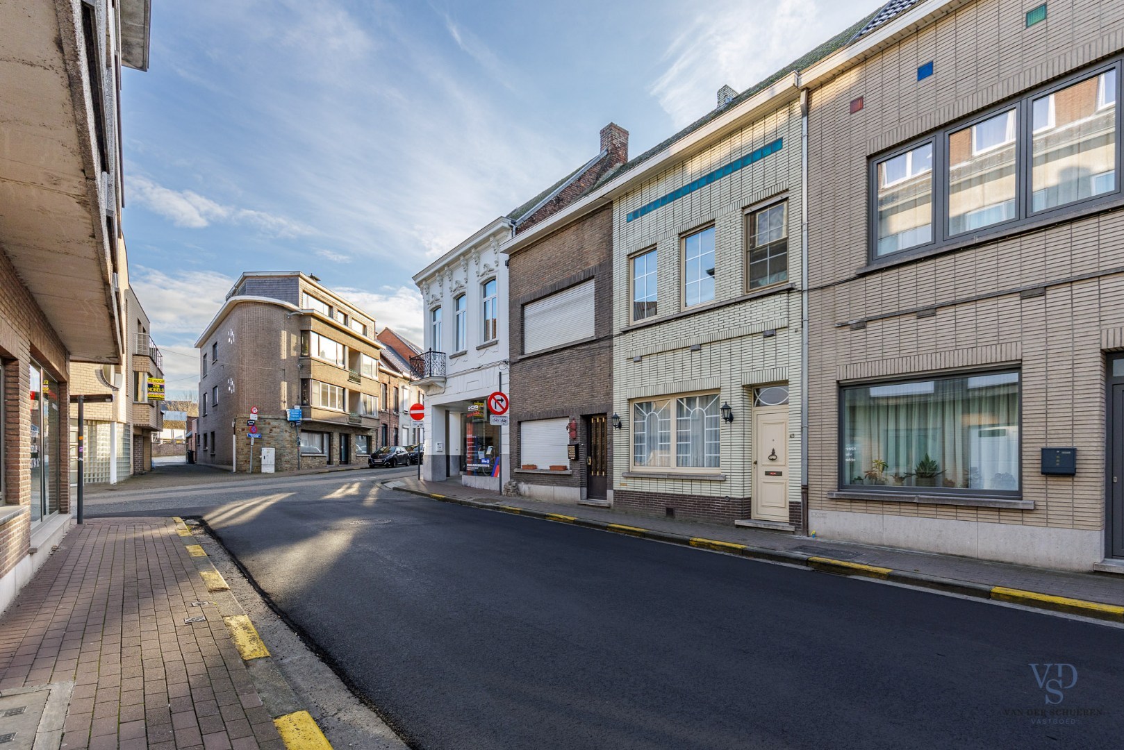 Verhuurde woning nabij station. - foto 1