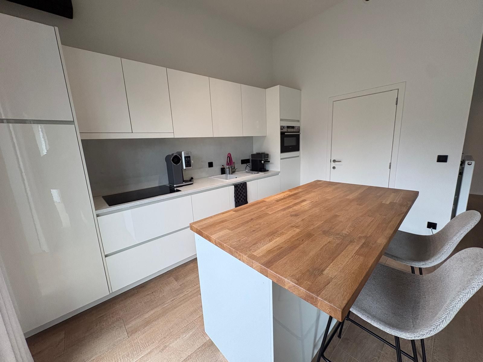 Stijlvol 1 slaapkamer appartement met ruim terras, gemeenschappelijke tuin én inpandige staanplaats te Bredene! - foto 4