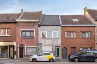 Walem: Woning met 3 slaapkamers, bureauruimte en zonder renovatieverplichting te koop Deze instapklare woning in het aangename Walem biedt een mooie...