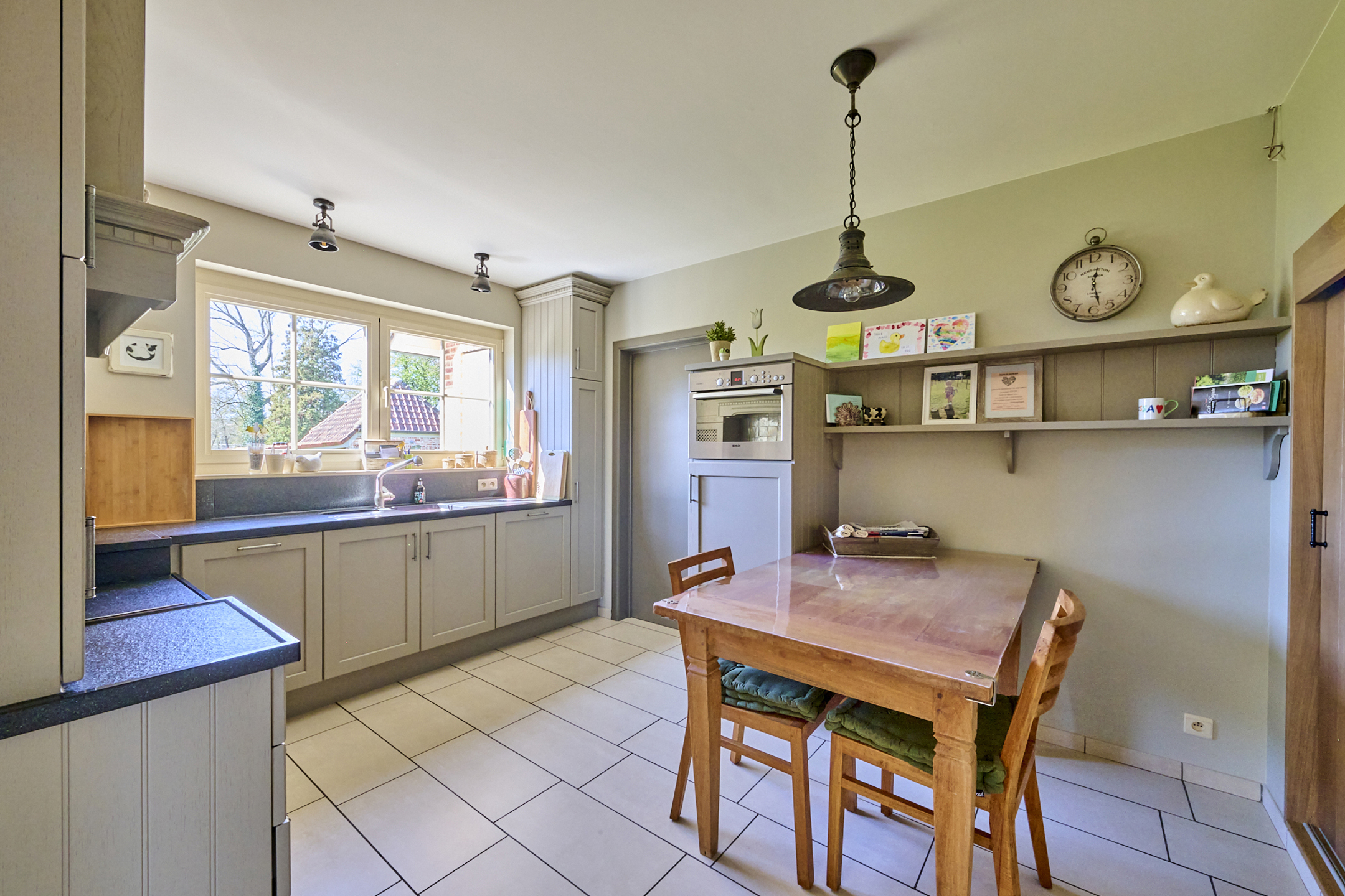 Ruime gezinswoning met 4 slaapkamers in rustige buurt in Zonhoven - foto 5