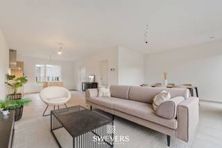 Voor meer info en foto’s, surf naar www.swevers.be – In het nieuwbouwproject "Milda" in Sint-Lambrechts-Herk wacht deze energiezuinige hoekwoning...