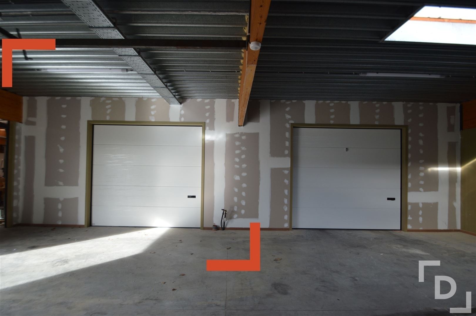 Commercial à louer à Ypres - photo 2