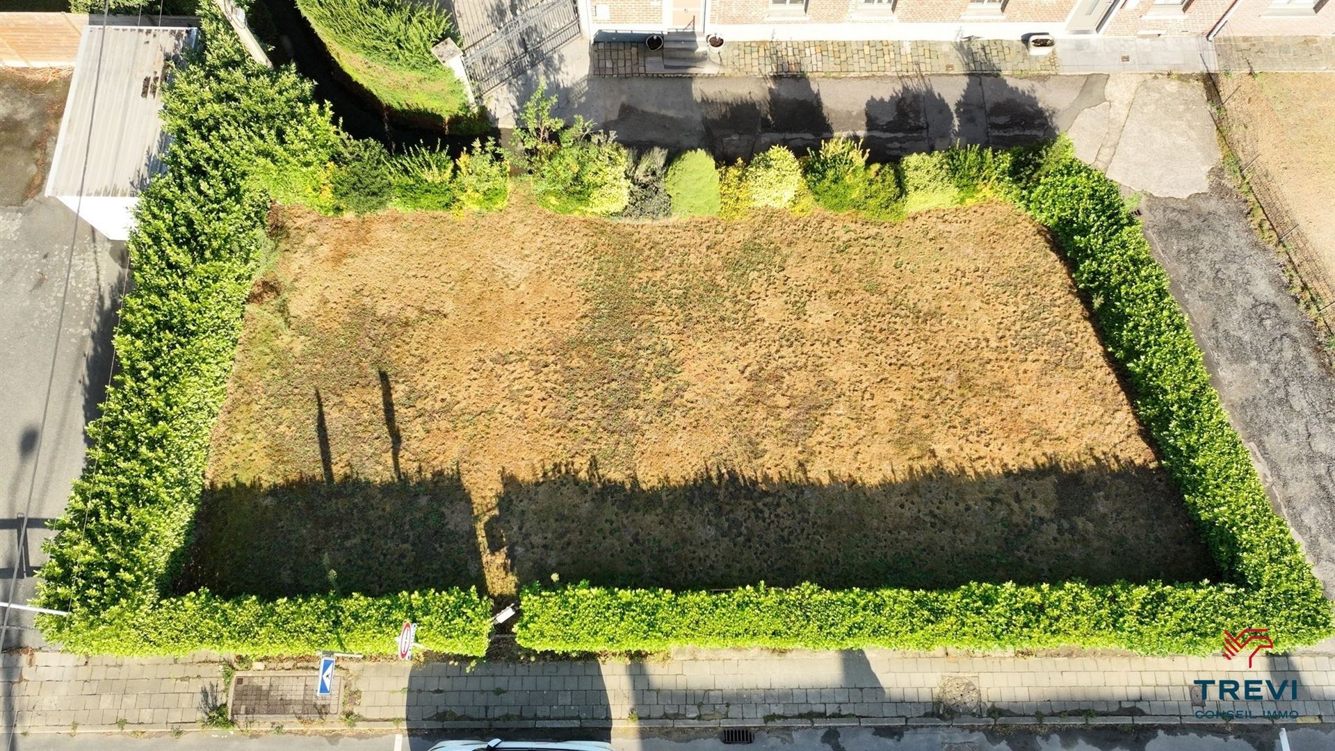 SOUS OPTION Joli terrain plat à bâtir - photo 2