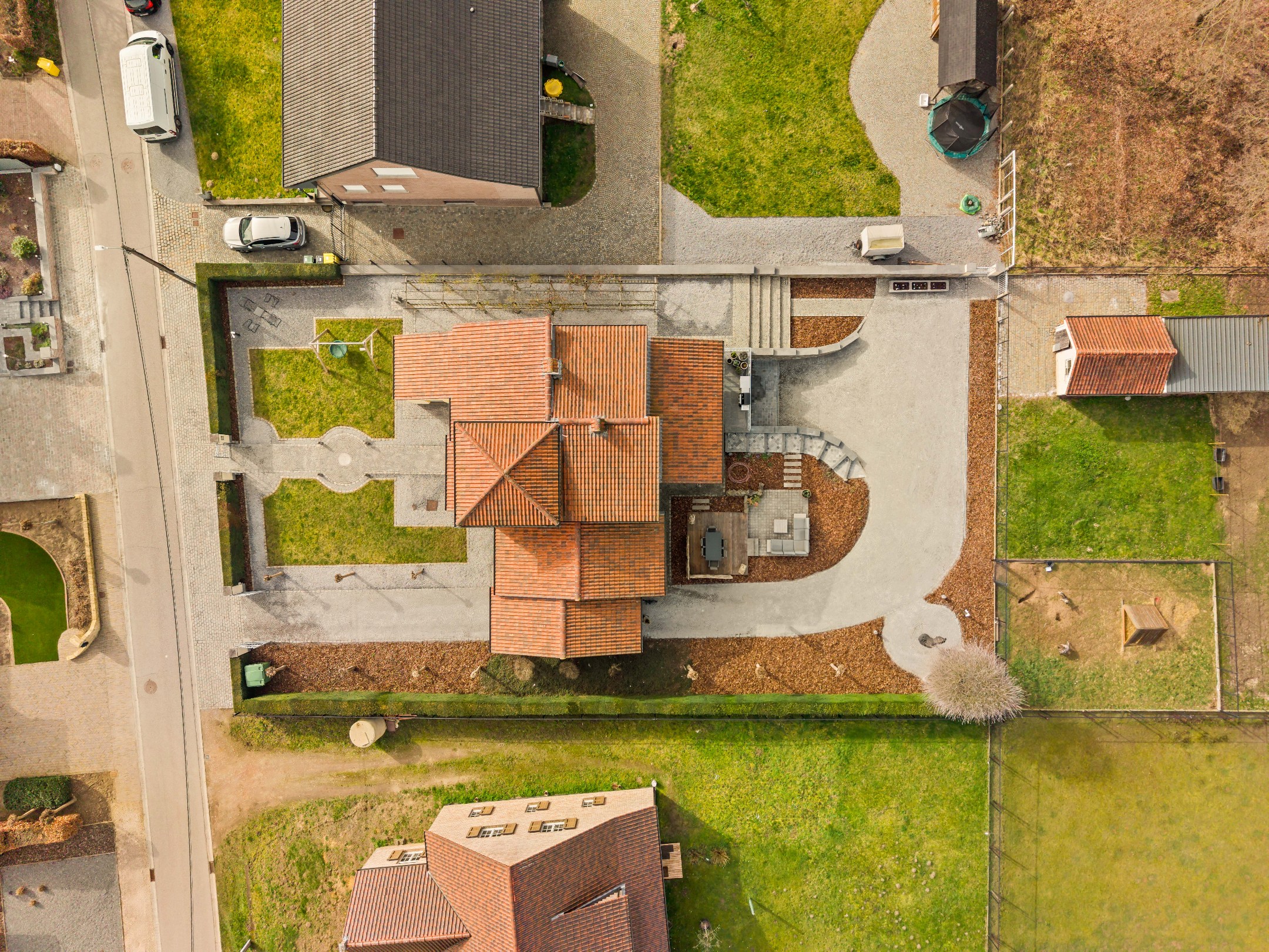 Villa avec des écuries sur un magnifique terrain de 3.761m² - emplacement calme et verdoyant à Scherpenheuvel-Zichem. - photo 4