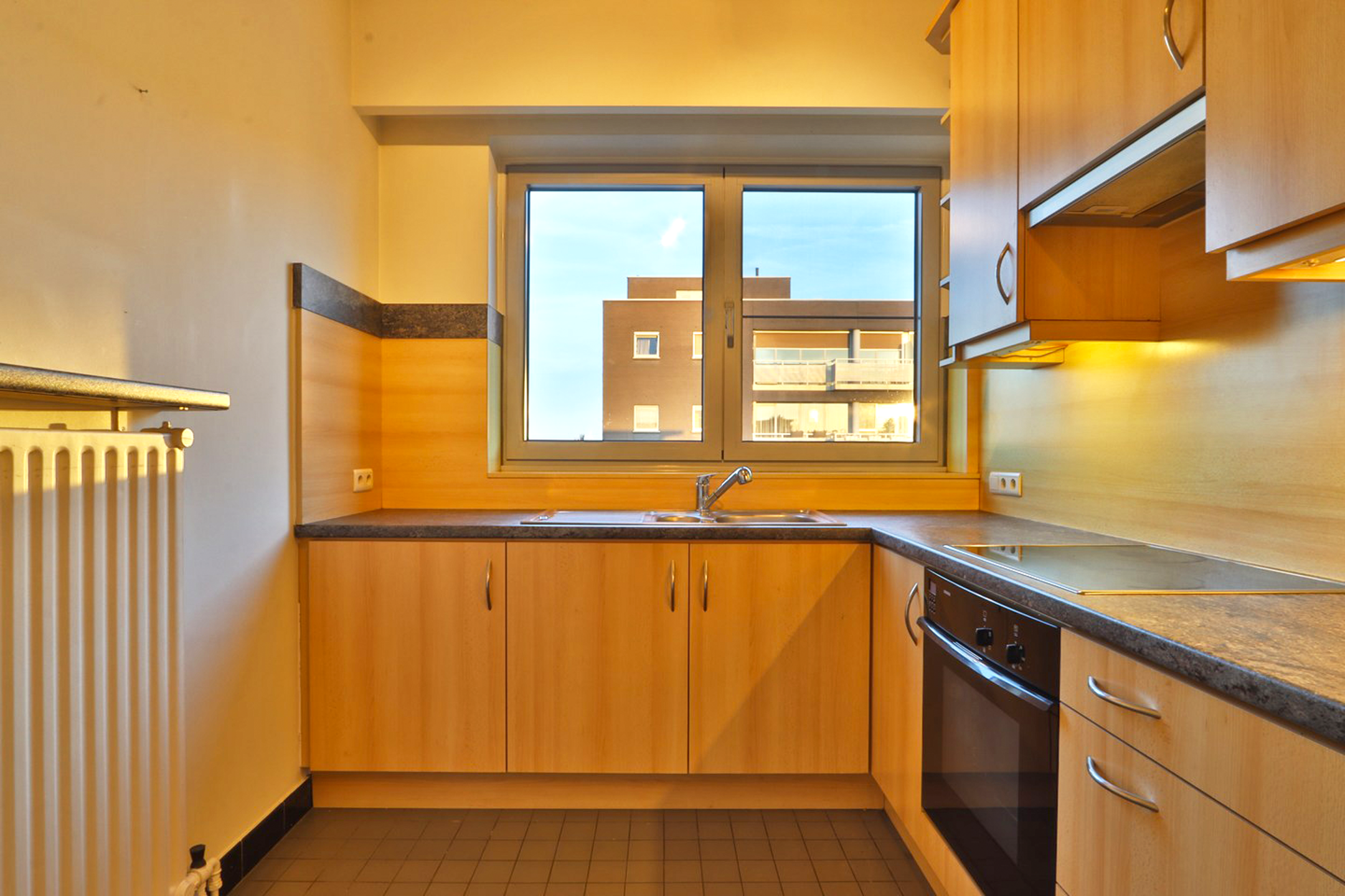 Energiezuinig dakappartement met garagebox in hartje Beveren - foto 5