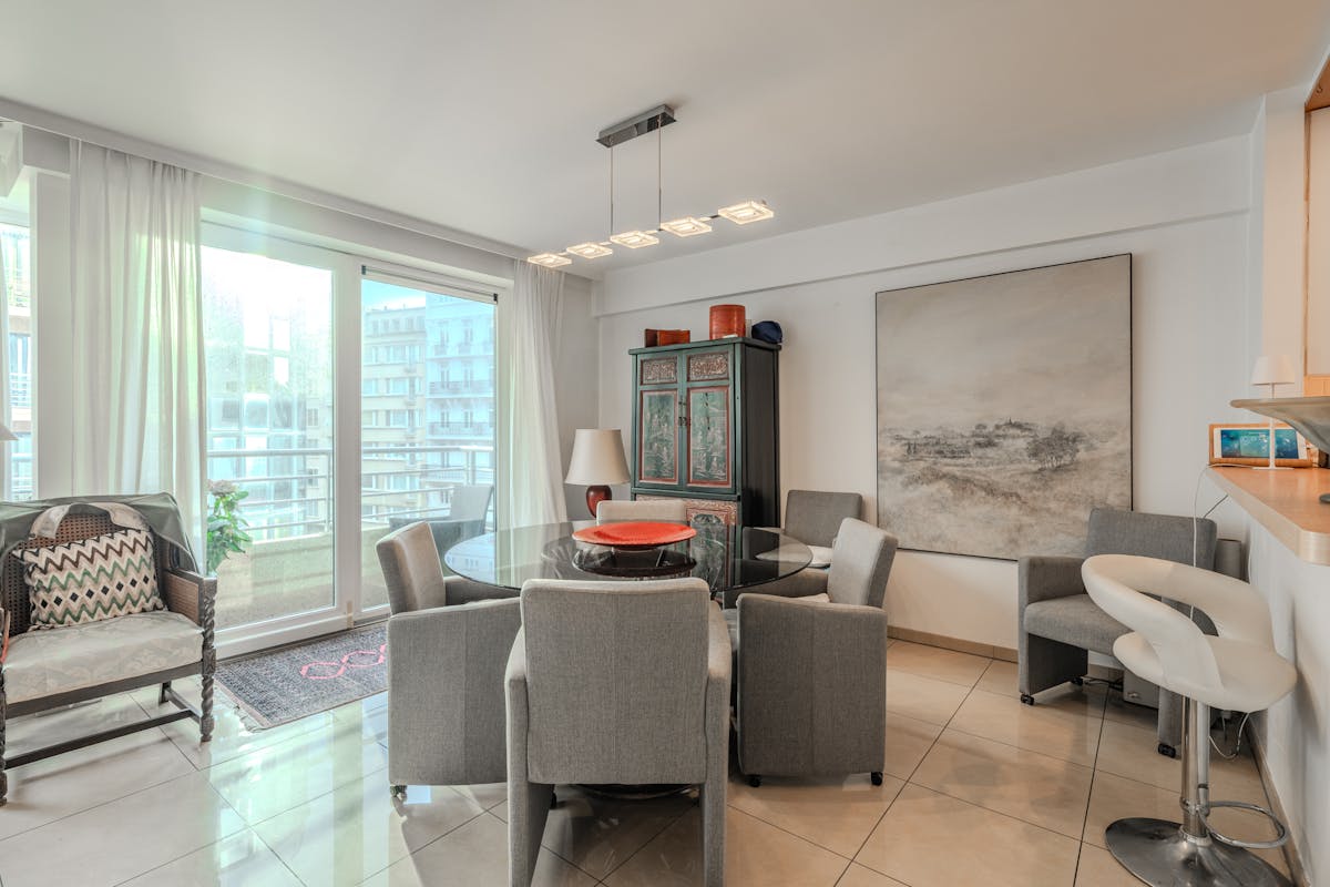 Appartement te koop met zijdelings zeezicht te Oostende - foto 5