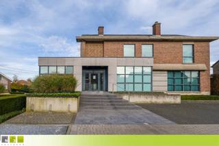 Commercial for sale in Heers