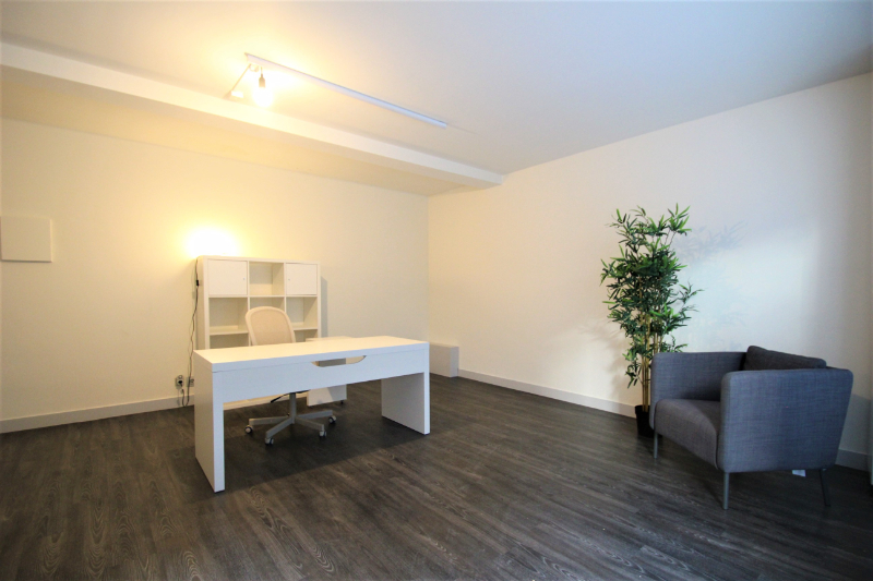 Handelspand op commerciële ligging in centrum Roeselare - foto 5