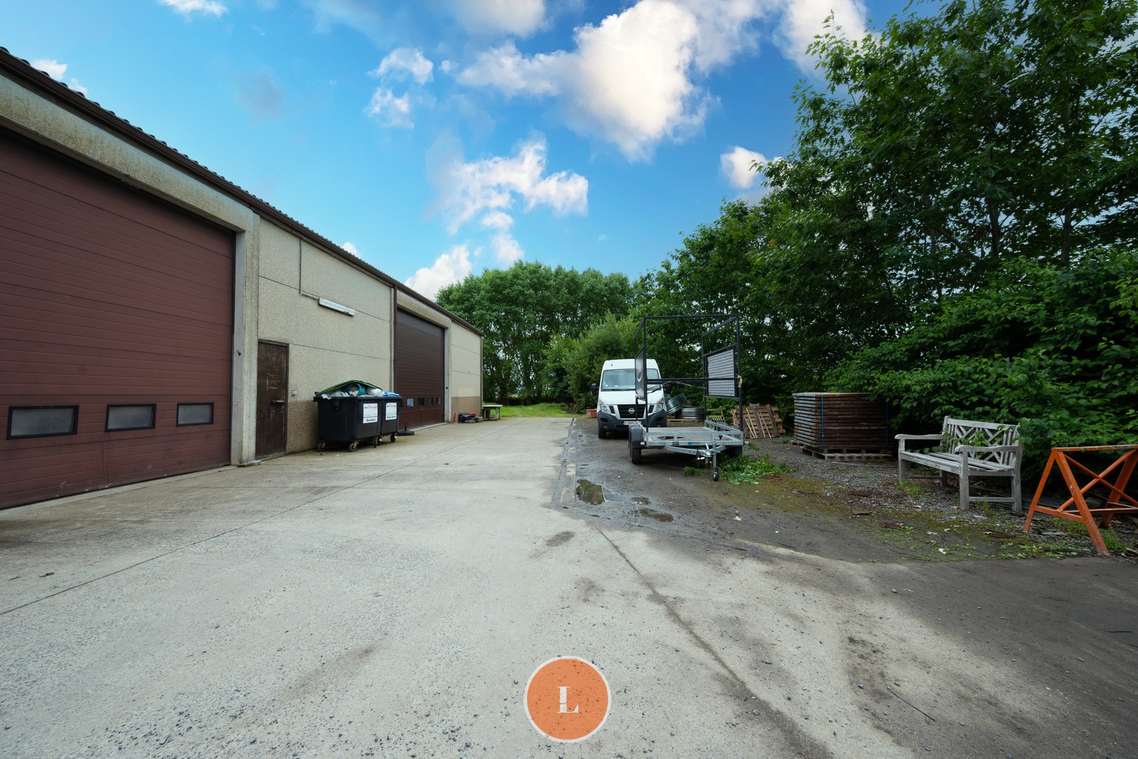 Loods van 360m² op 5513m² grond in industriegebied - foto 2