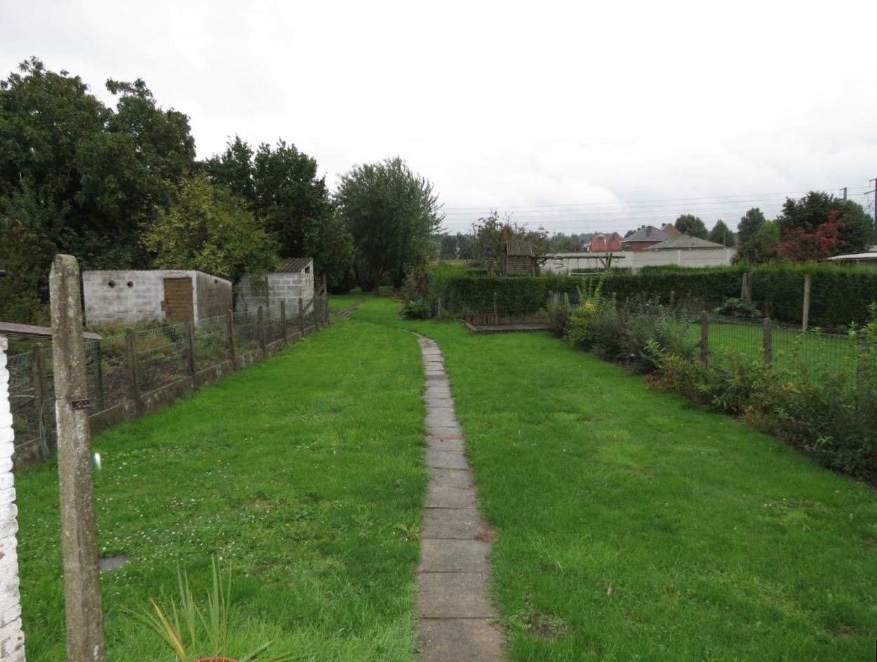 Driegevelwoning met garage en grote tuin - photo 5