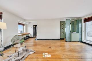 Stijlvolle penthouse op toplocatie!   Op zoek naar een lichtrijke, instapklare penthouse met karakter?Dan is dit unieke appartement absoluut het...