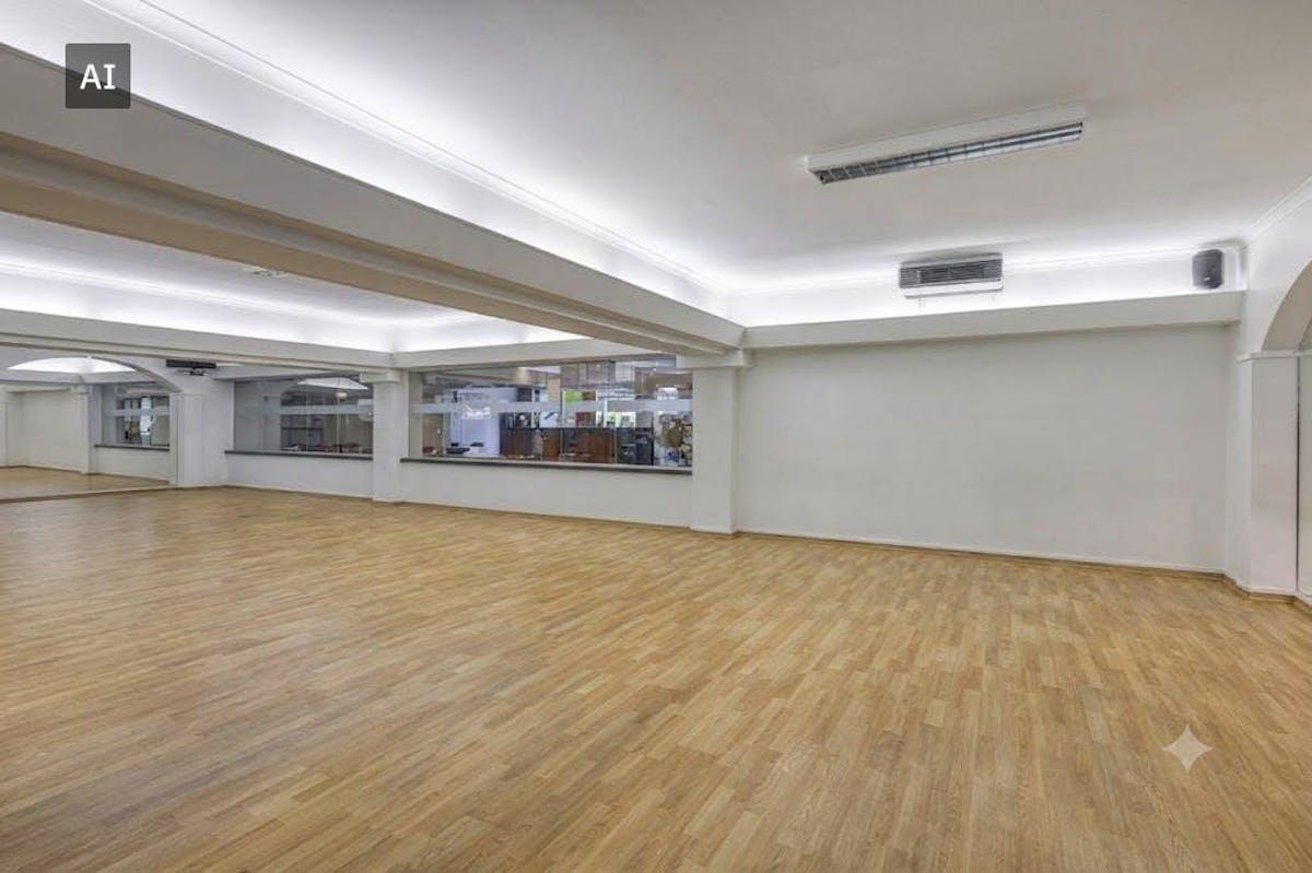 Handelspand met appartement te koop in Gullegem. - foto 4