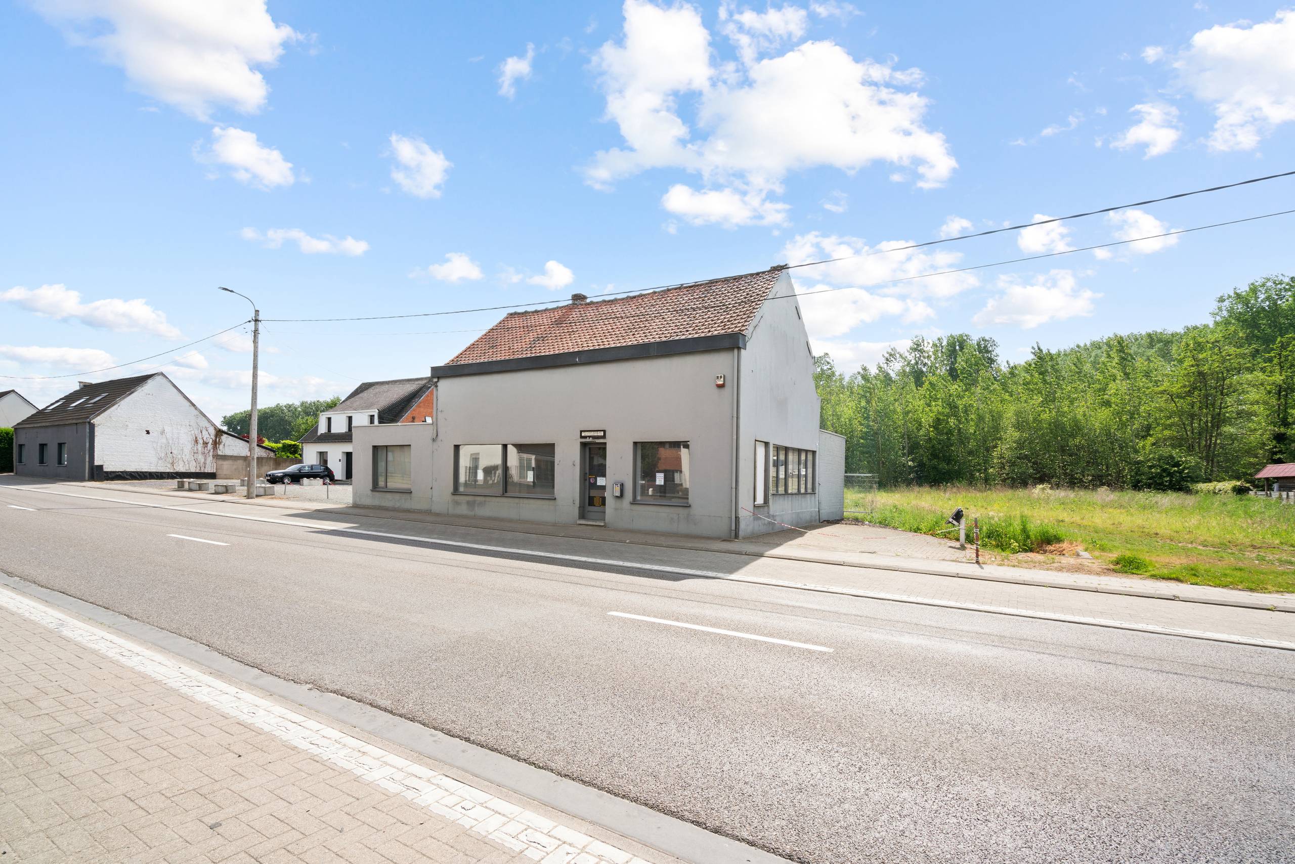 Ruim handelspand op toplocatie in Opwijk - foto 2