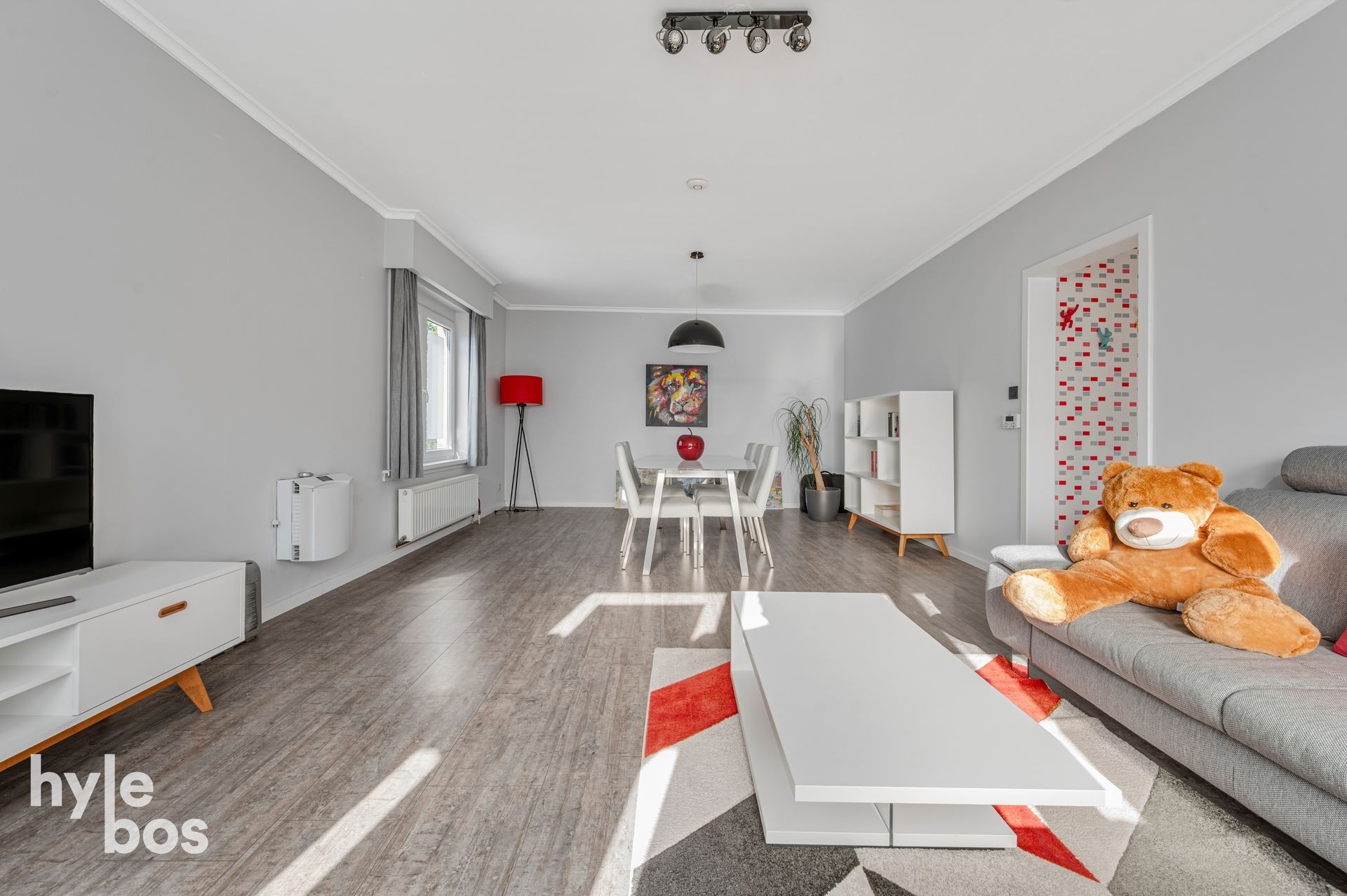 Ruim lichtrijk hoekappartement met garage - foto 5