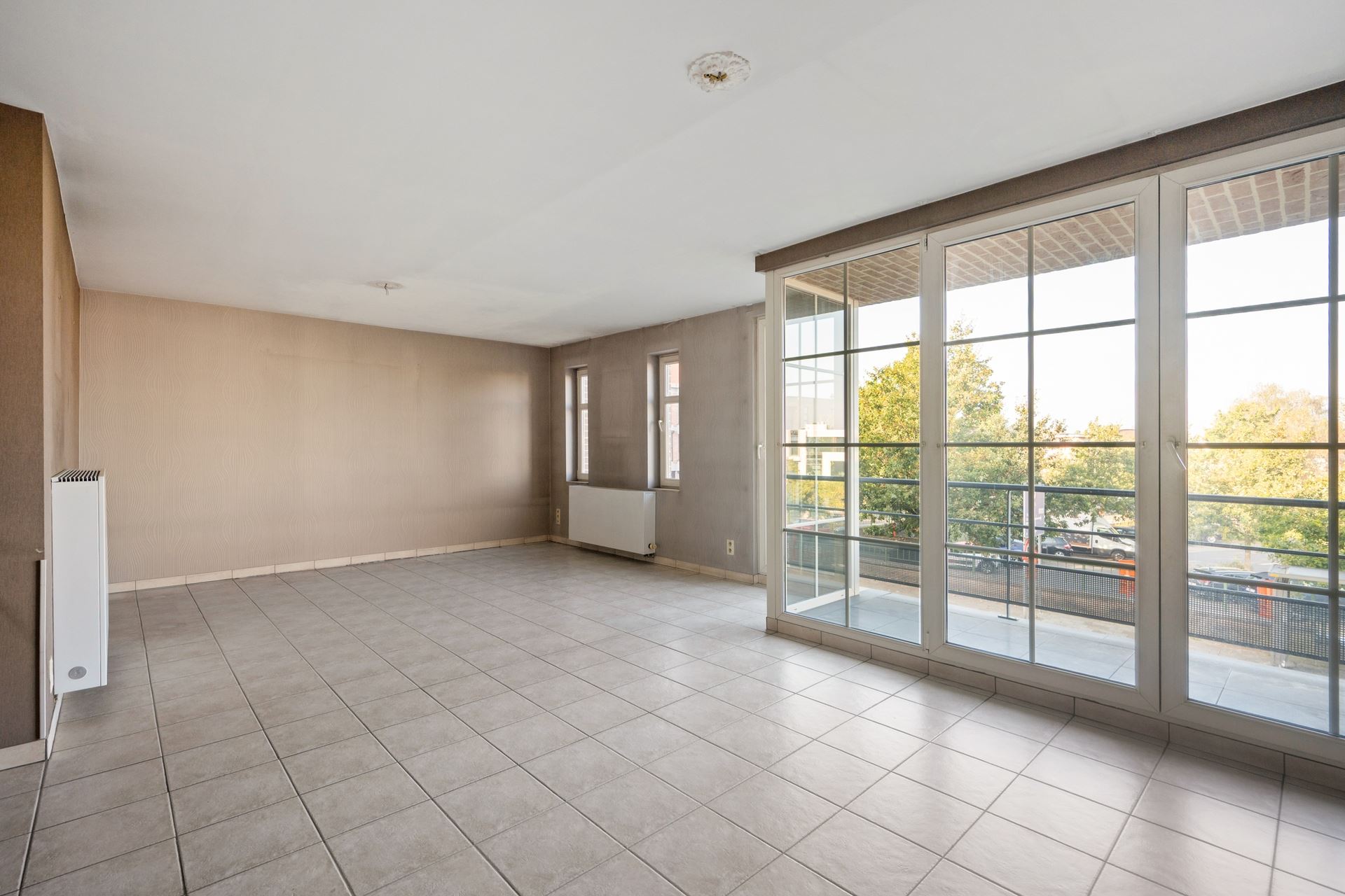 Appartement met 2 slpks, autostaanplaats en 2 terrassen - foto 4