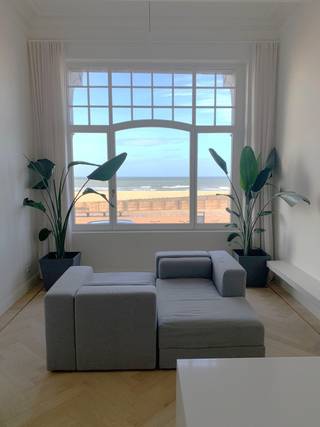 ENJOYING ELEGANCE ON THE SEAFRONT IN OSTEND<br />This luxurious flat, located on the belle floor of Villa Victoria, offers a unique blend of classic charm and contemporary comfort. With high ceilings, beautiful moulures and an original fireplace, the flat exudes authenticity, while the fully equipped kitchen and underfloor heating provide contemporary convenience. The spacious, light-filled living room offers stunning sea views, and it is as if your feet are in the sand. The bedroom, furnished as a suite, features a stylish shower room separated by a metal glass screen. Moreover, you can enjoy the sunny terrace overlooking the beautiful garden of Troon 17.
<ul>
	<li>Inside surface 57m² - Garden : 24m²</li>
	<li>Cellar: 10.5m²</li>
	<li>Luxurious finishing with all modern comfort in one of the most characteristic buildings on the Zeedijk</li>
	<li>Possibility to buy a garage</li>
	<li>EPC: 89 / A</li>
	<li>Sale under registration duties</li>
</ul>