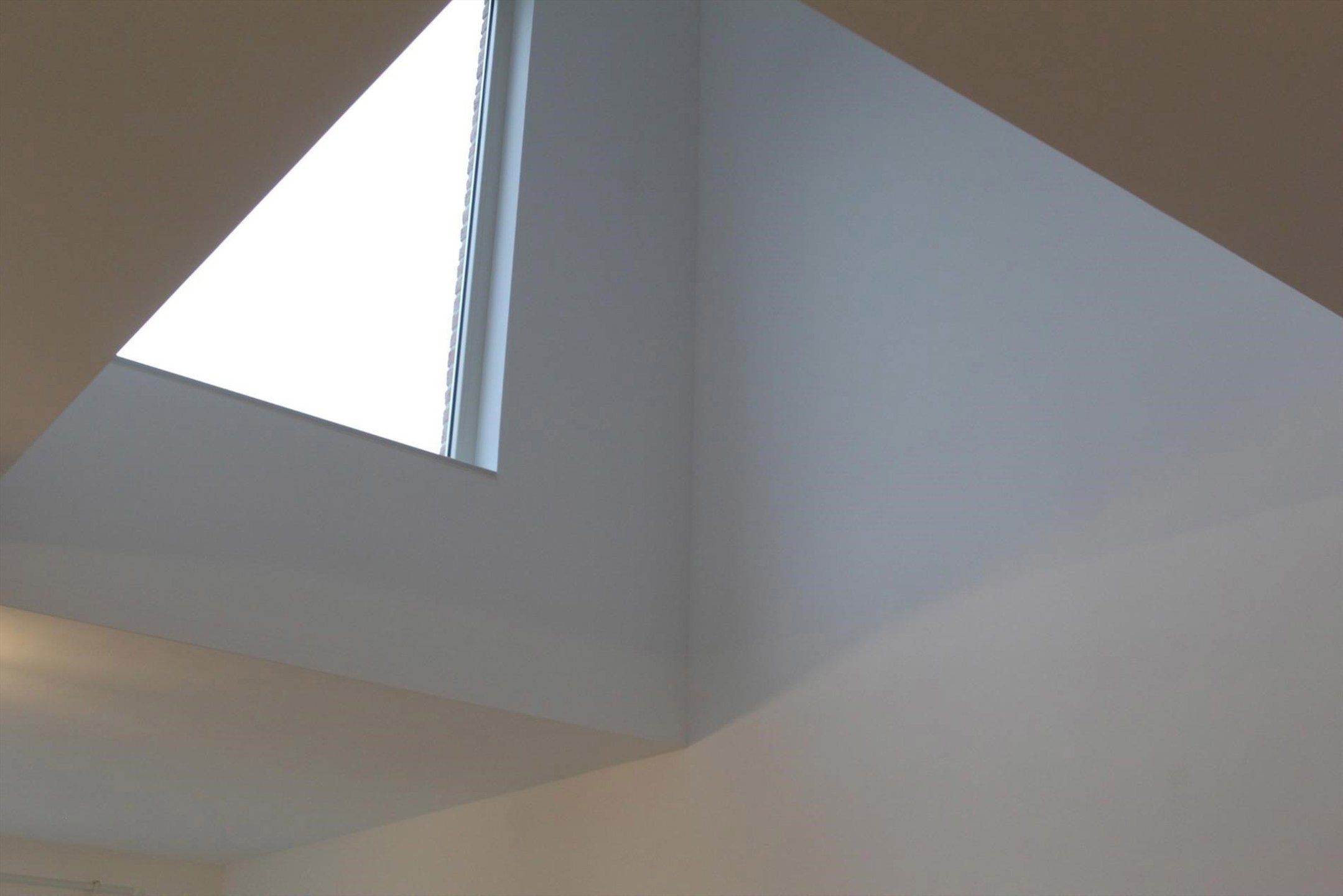 Zeer ruime gerenoveerde woning met mooie buitenruime ZUID-WEST - foto 5