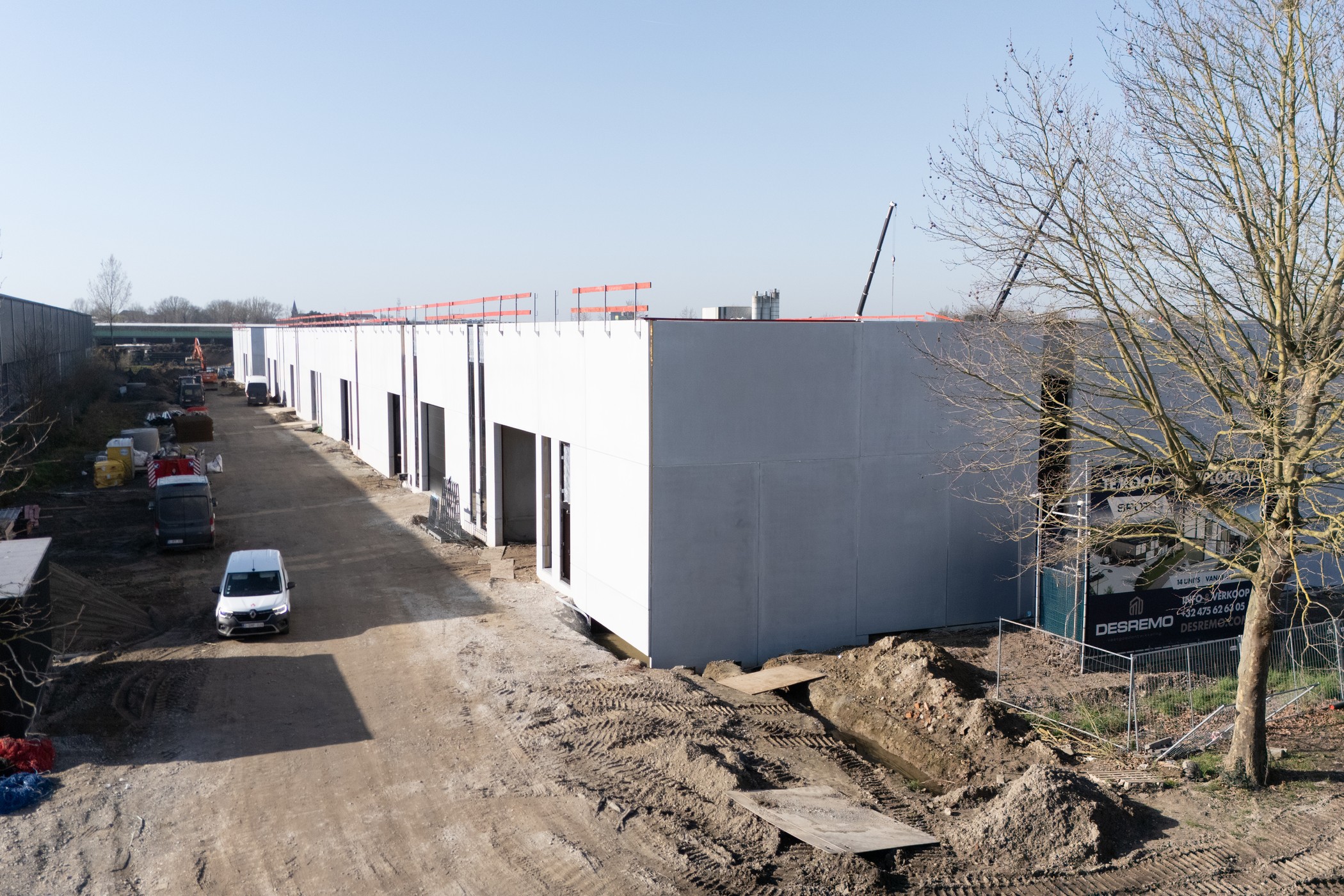Nieuwbouw KMO-Unit (566m²) in Deinze - foto 2
