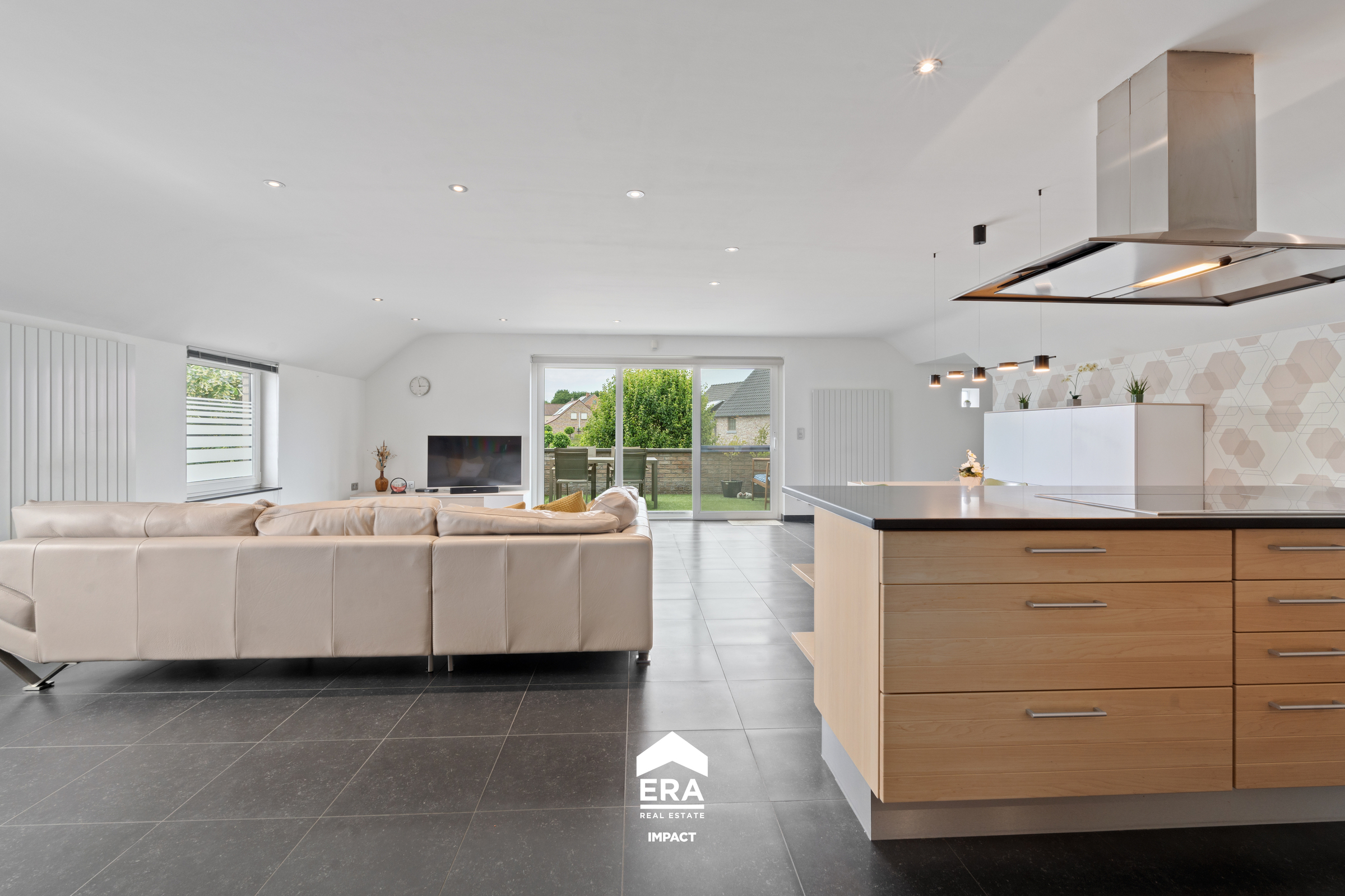 Zéér ruim hedendaags appartement (135m2) te Opglabbeek - foto 4