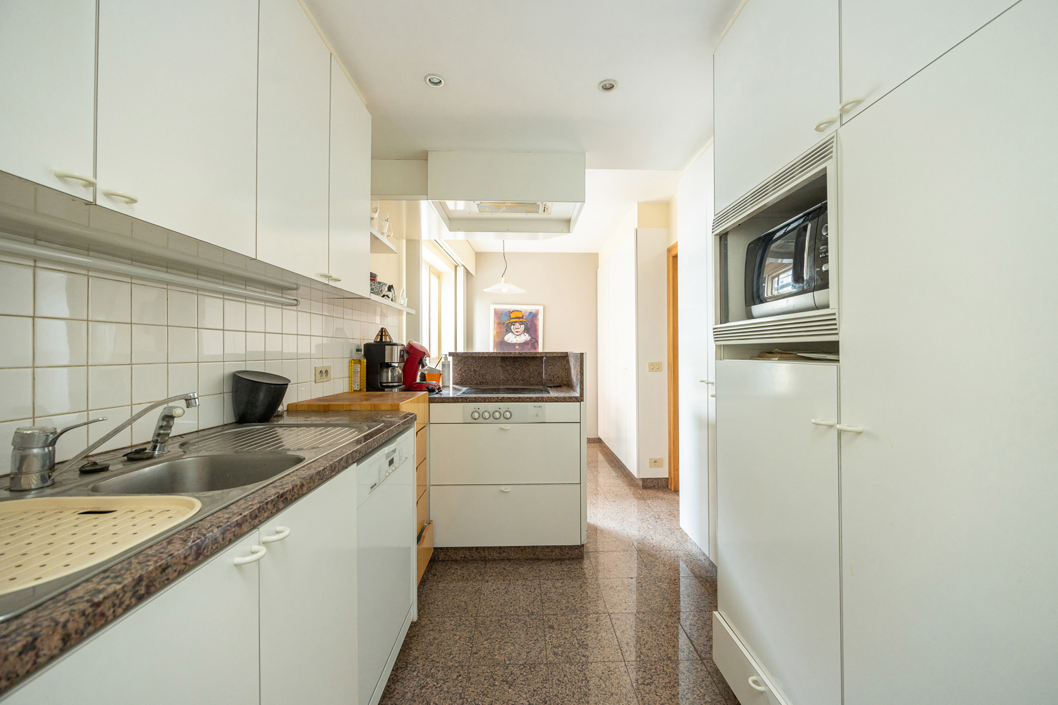 Groot appartement met 2 slpks, garage en groot terras.  - foto 5