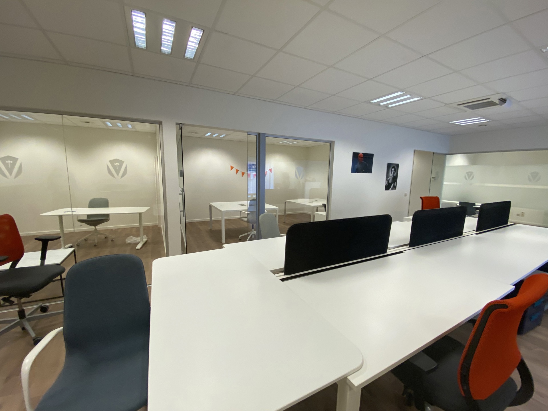 Commercial for rent in Sint-Niklaas - photo 5