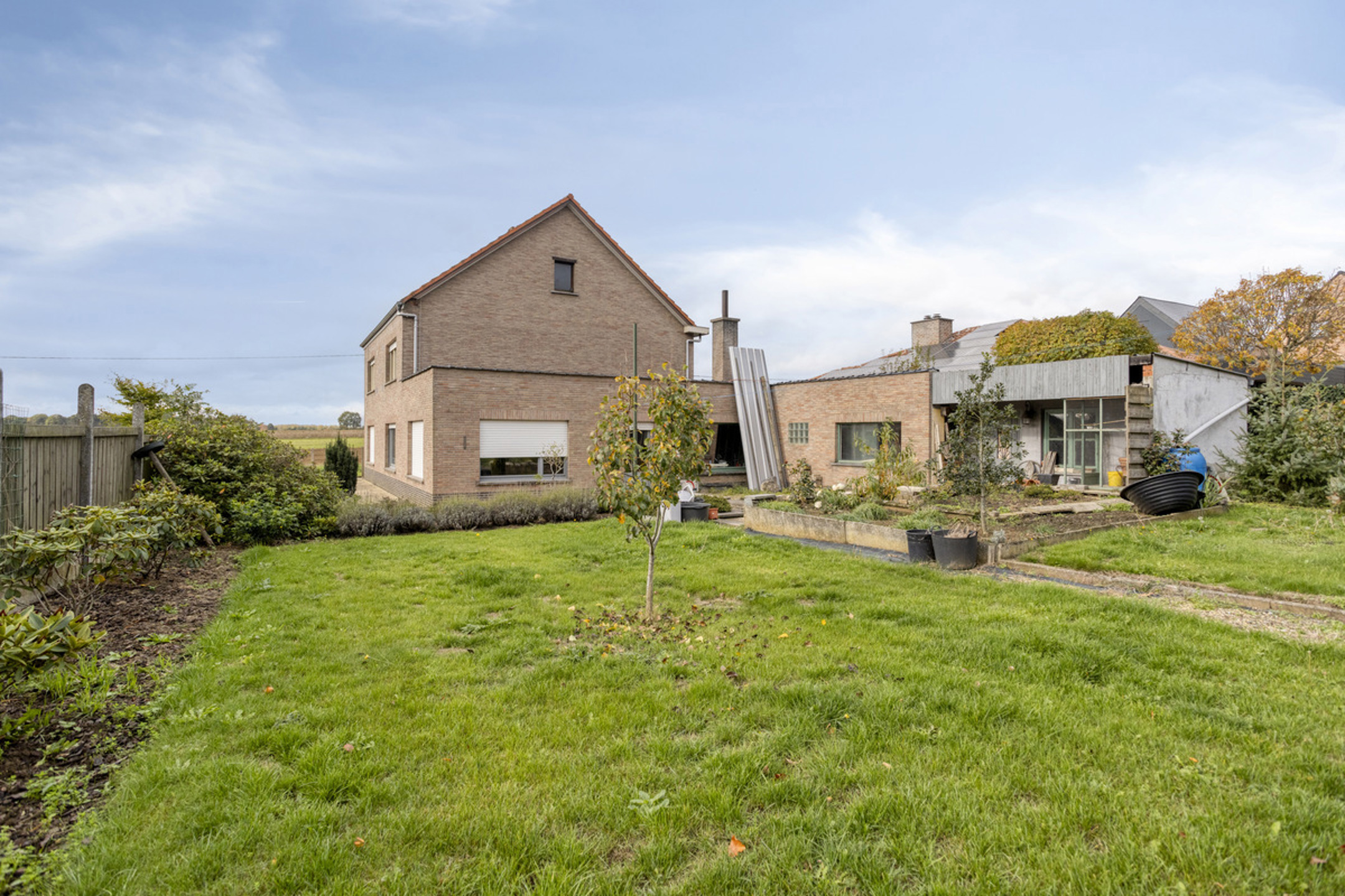 Charmante gezinswoning in groene omgeving - foto 2