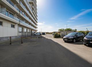 Centraal gelegen staanplaats te koop in het complex “Sea Side”, nabij het centrum, winkels en de zeedijk. Deze vlot bereikbare staanplaats...