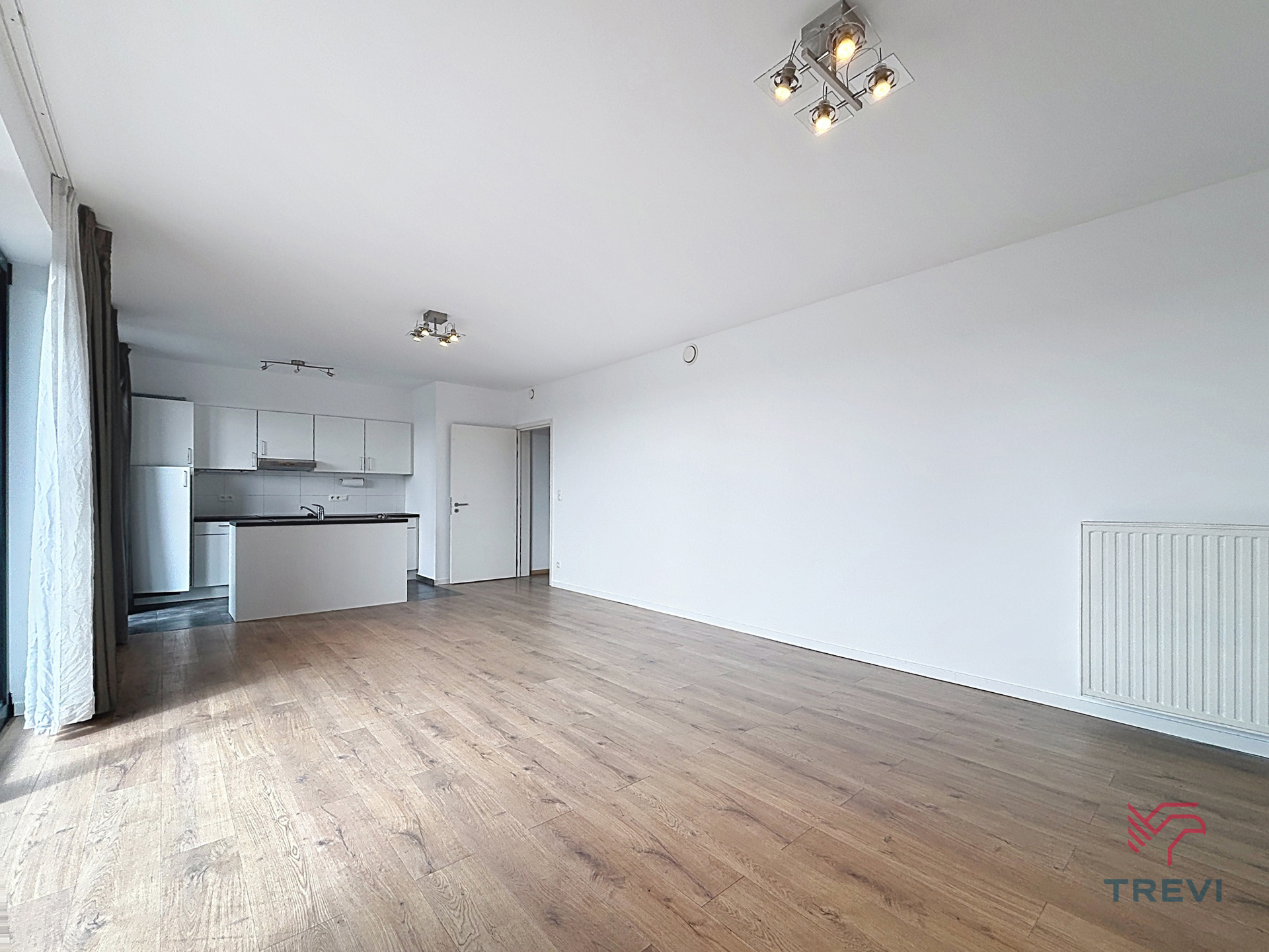 Mooi appartement met 2 slaapkamers + parkeerplaats - foto 3