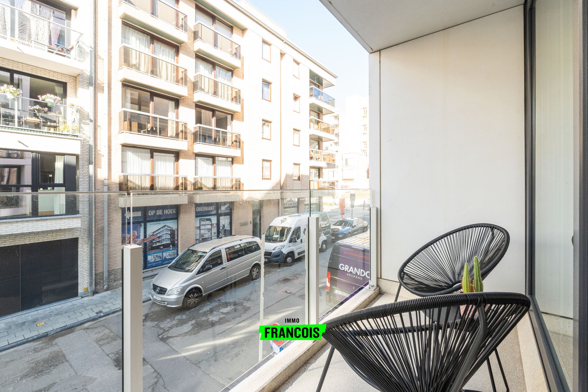 Duplexappartement te koop nabij de zeedijk te Wenduine - foto 2