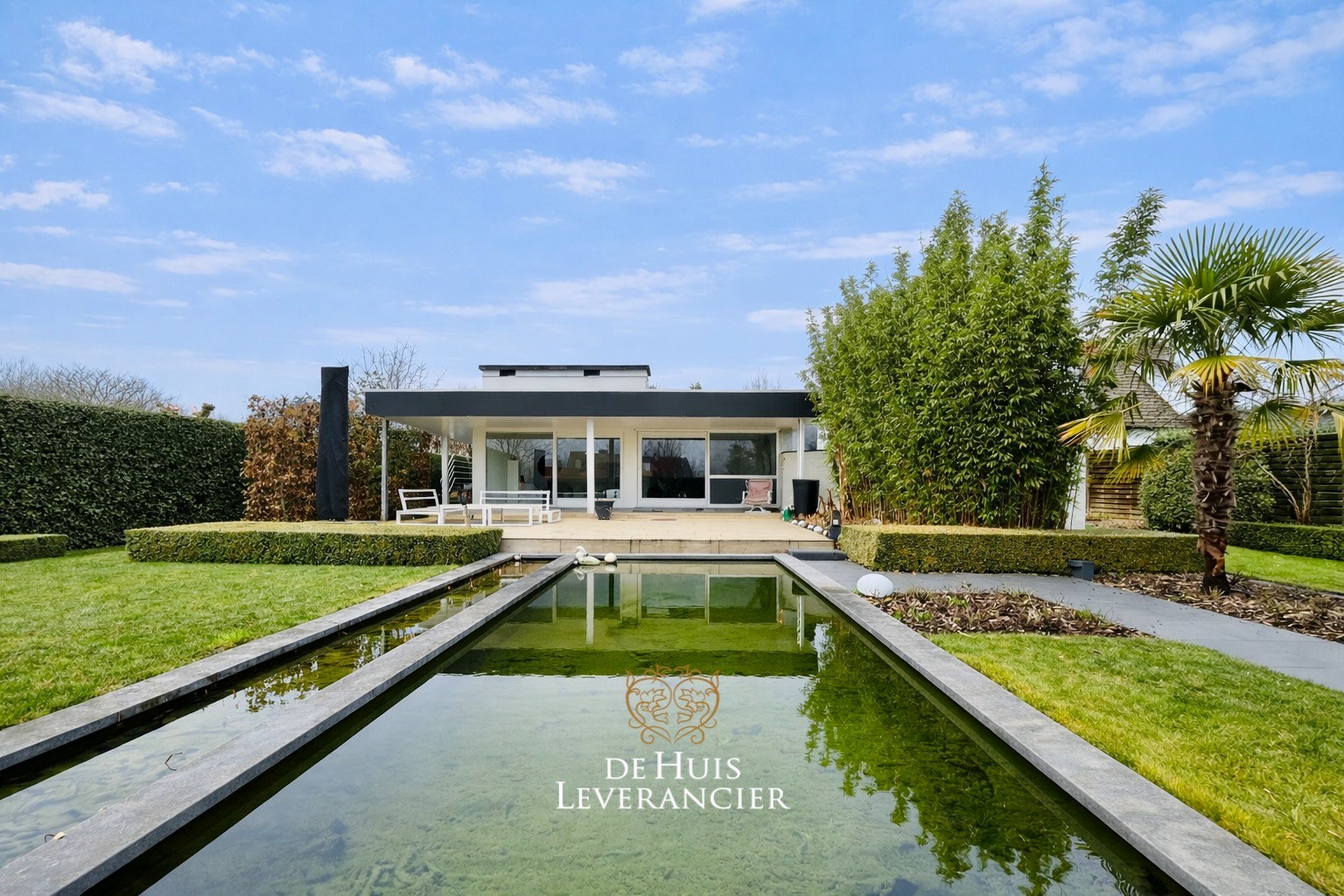 Villa Élégante : l'alliance parfaite du calme absolu, du modernisme et du prestige au cœur du 'Zoute' de Saint-Idesbald." - photo 2