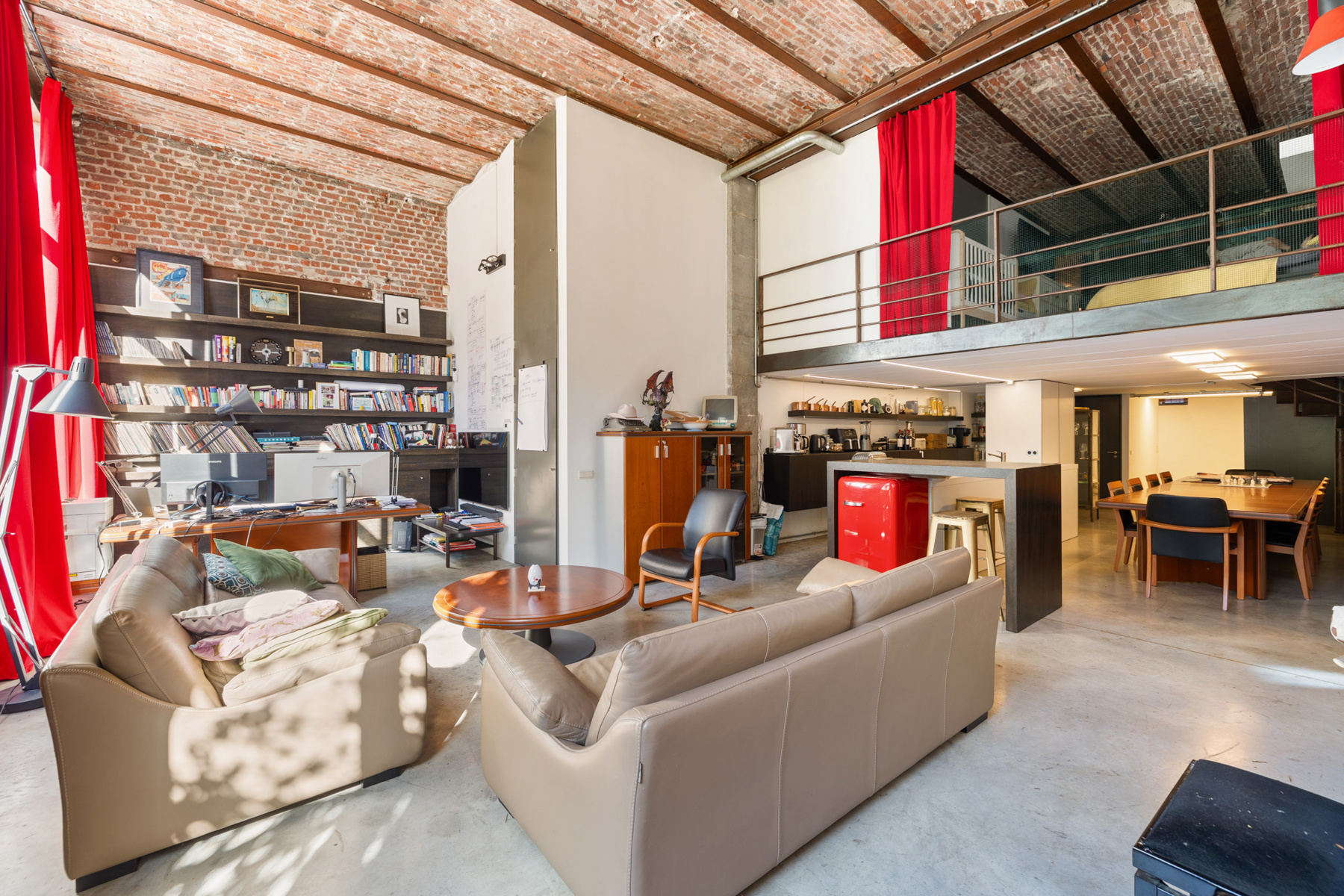 Prachtige loft - twee slaapkamer + terras - foto 4