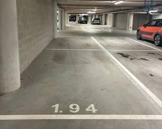 Deze staanplaats is gelegen in het privatieve gedeelte van de parkeergarage onder Quartier Bleu. Comfort gegarandeerd, want je moet niet meer...