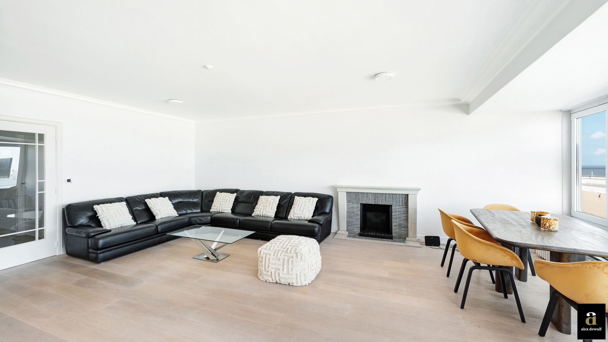 ongemeubeld 3-slaapkamerappartement op de Zeedijk te Zoute  - foto 5