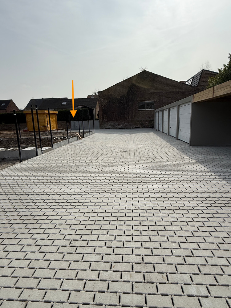 ASSEBROEK: AUTOSTAANPLAATS TE KOOP! - foto 4