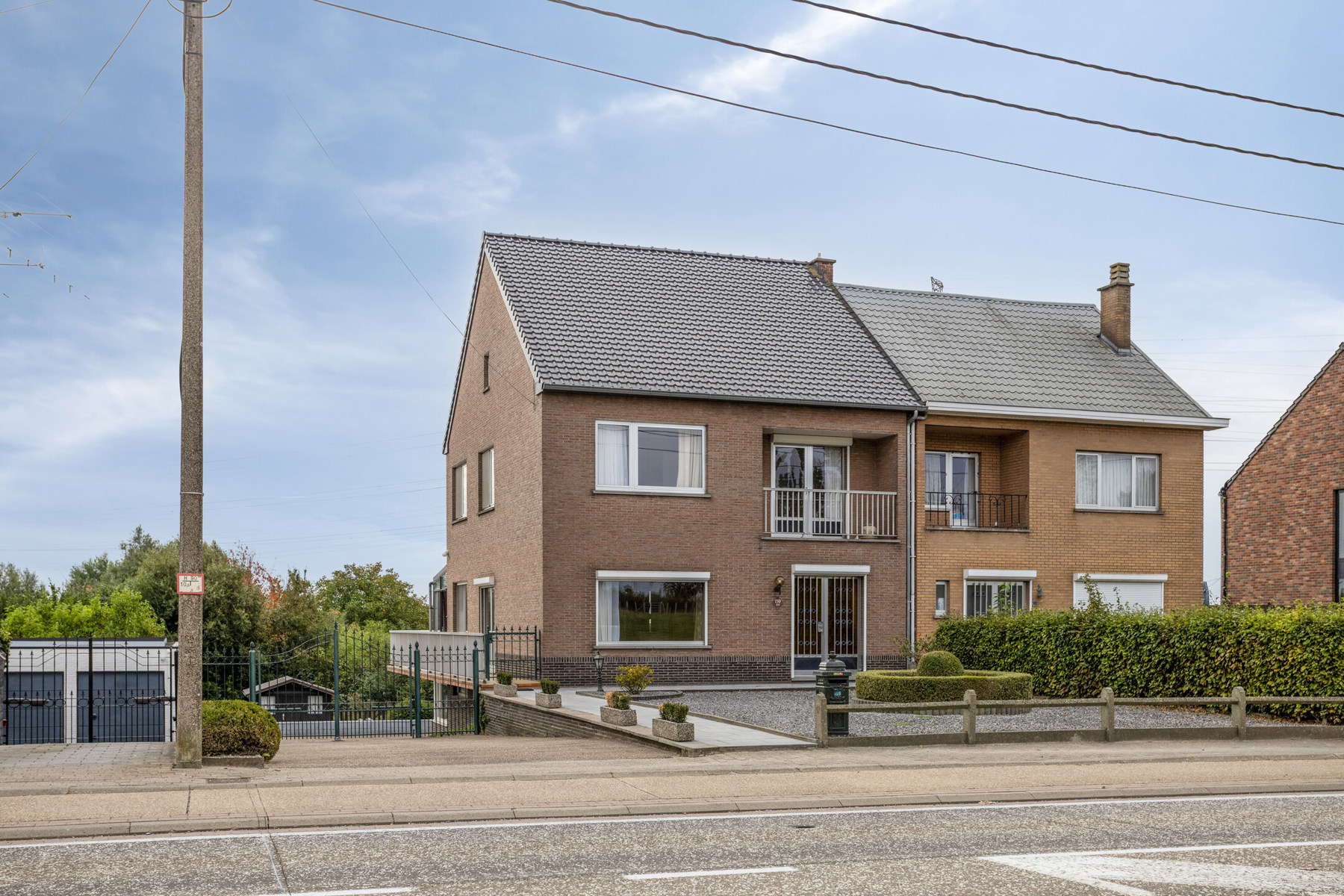 House for sale in Riemst with 3 bedrooms - photo 1