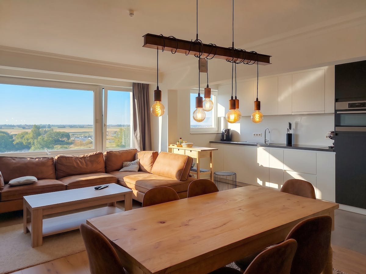Zuidgericht 2 slaapkamer appartement met open zicht te huur! - foto 4