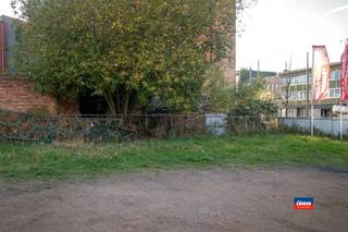 HOBOKEN | PERCEEL BOUWGROND MET EEN STRAATBREEDTE VAN ca. 6,65m OP EEN TOTALE GRONDOPPERVLAKTE VAN 101,5m² | ORIENTATIE ACHTERGEVEL OOSTDeze...