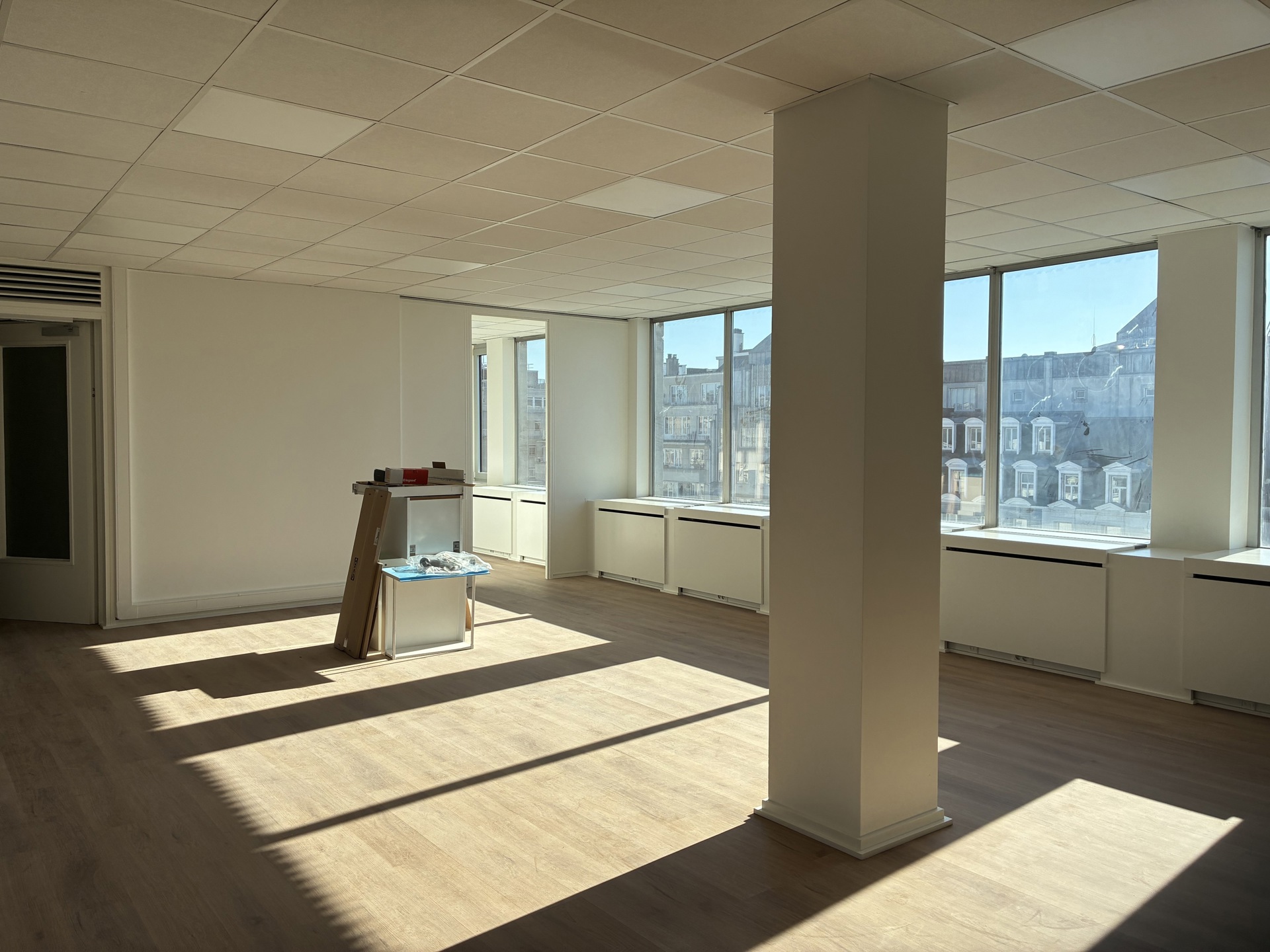 Commercial à louer à Ixelles - photo 3