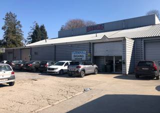 Centraal gelegen lot projectgrond tussen de kleine en de grote ring van Hasselt, met een oppervlakte van 24a 17ca.Volledig gelegen in woongebied met...