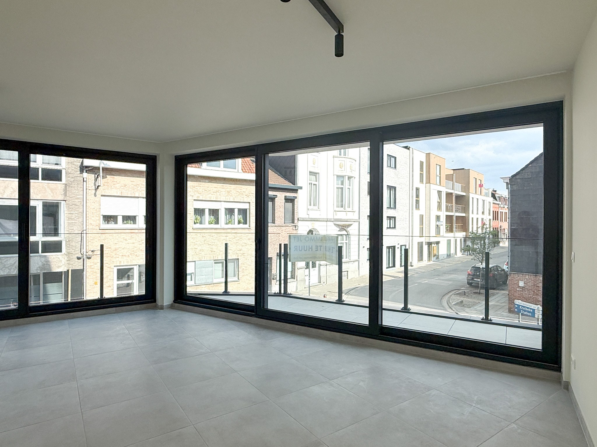 Nieuwbouwappartement op de eerste verdieping met terras en twee slaapkamers - foto 3
