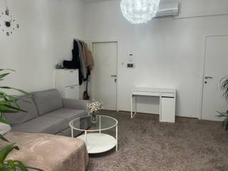 <p>Discover this beautiful <strong>1-bedroom ground-floor apartment for rent in 2018 Antwerp</strong>, located in a pleasant and sought-after area. The apartment offers a comfortable and practical layout, making it an ideal home for a single person or couple.<span></span></p>
<p>The property features a spacious living area, a well-arranged kitchen, a comfortable bedroom and a bathroom. A great additional benefit is the <strong>garden</strong>, offering a pleasant outdoor space to enjoy, relax or have a coffee outside.</p>
<p>Thanks to its <strong>excellent location in Antwerp 2018</strong>, you are close to shops, public transport, restaurants and other everyday amenities. A lovely combination of comfort, location and outdoor space.</p>