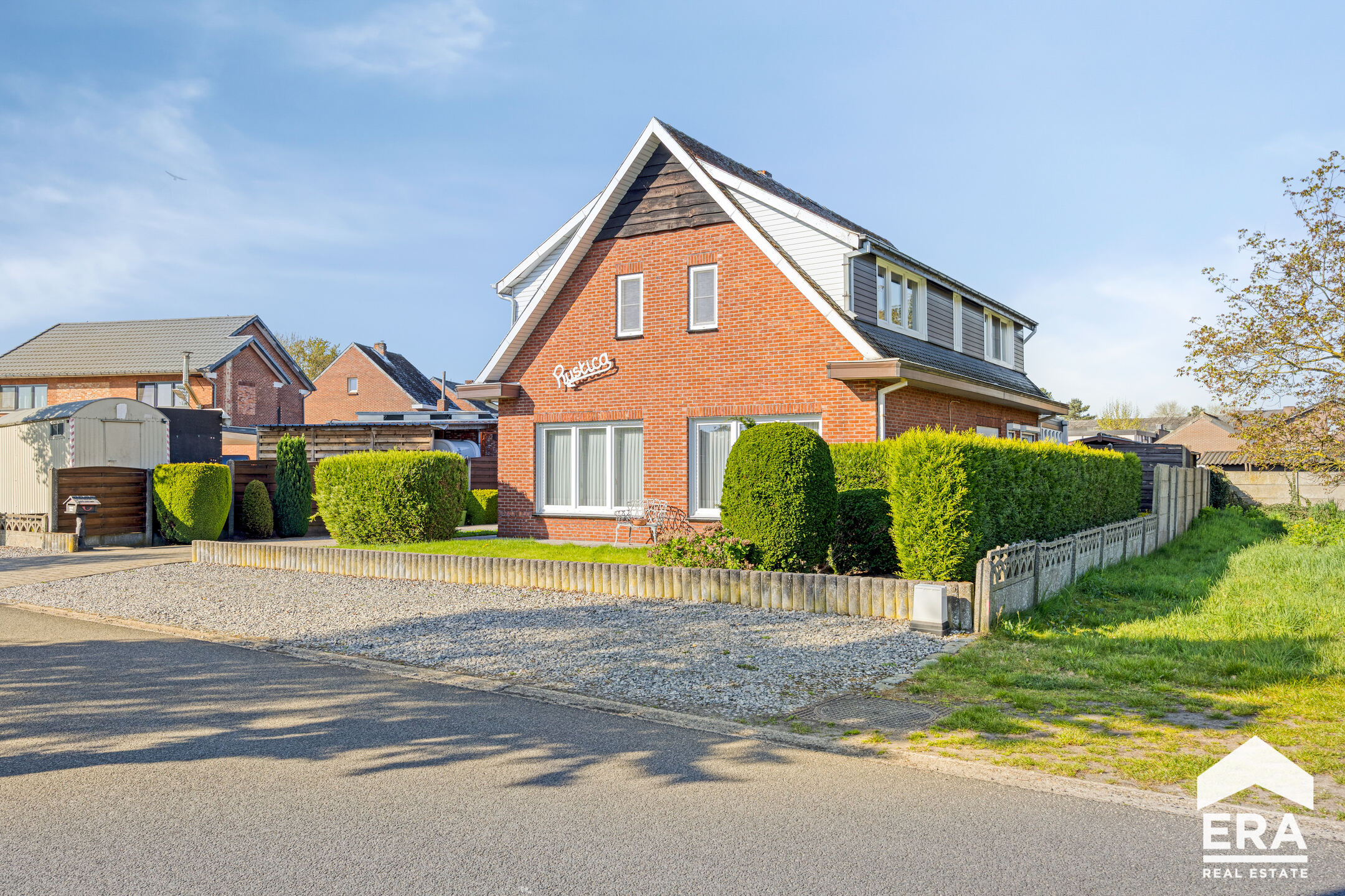 Charmante gezinswoning (4 slks) op 500m² te koop in Lommel! - foto 2