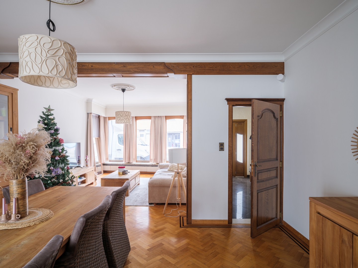 Gezinsvriendelijk duplex appartement met tuin - foto 2