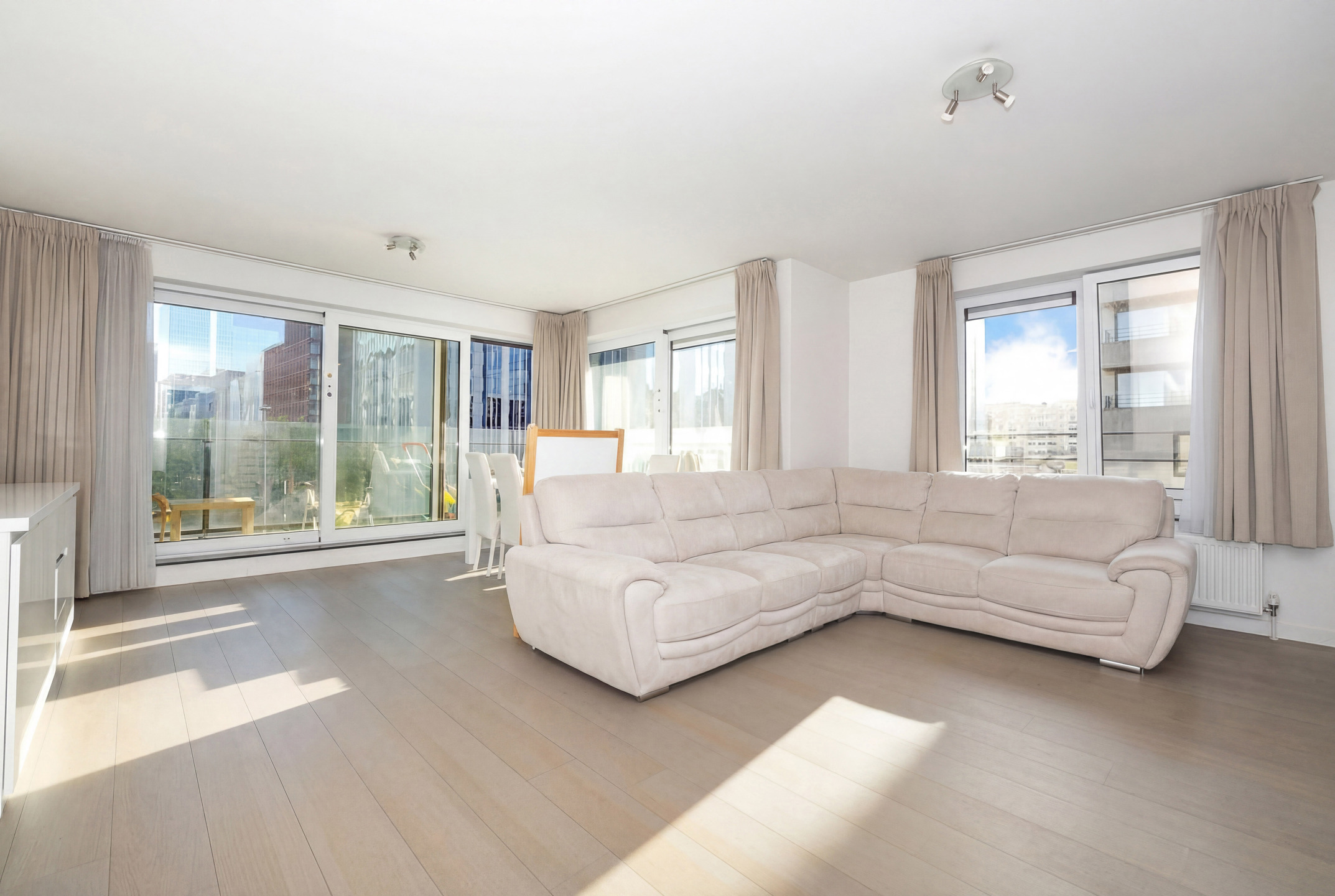 Appartement met 2 slaapkamers en terras - foto 5
