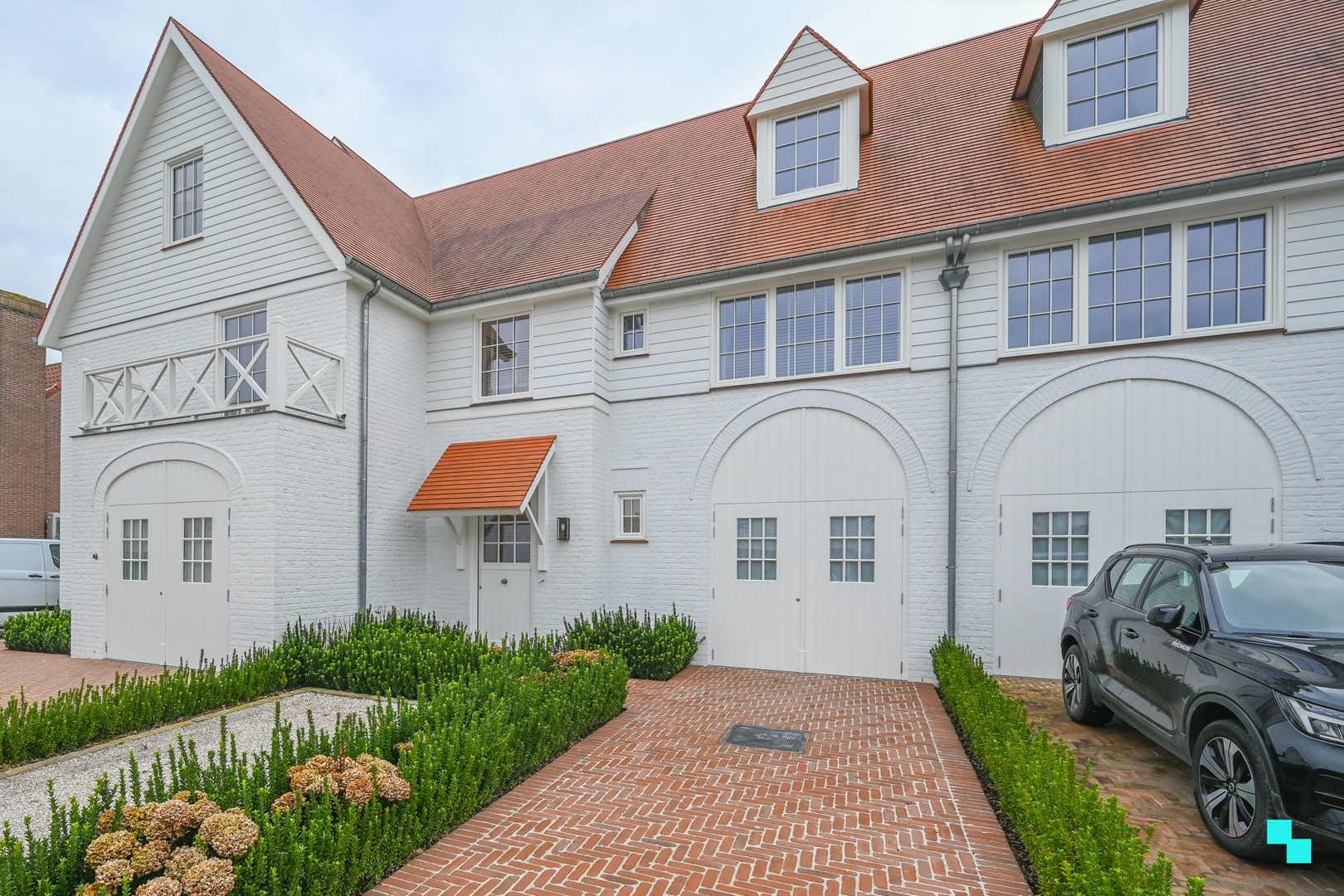 Unieke high-end woning in rustige buurt in Waregem - photo 1