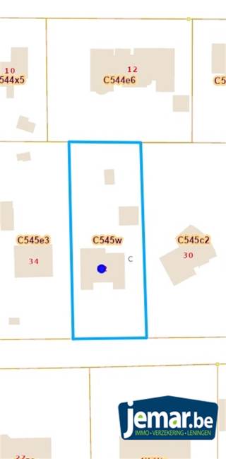 In een groene residentiële omgeving, nabij het Wouterbos, mogen wij u deze villa van 250m² met prachtige tuin aanbieden. De villa werd afgewerkt...